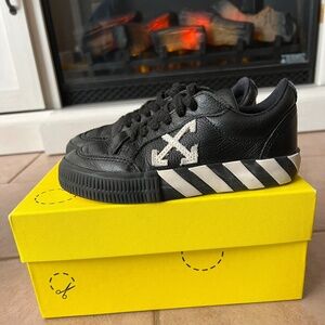 Off-White Kids Vulcanized Lace Up Black/White Size IT 30/ US 12.5